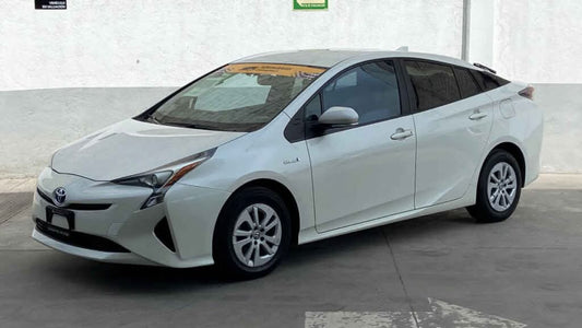 Toyota Prius Automático Híbrido Modelo 2017. 🚖