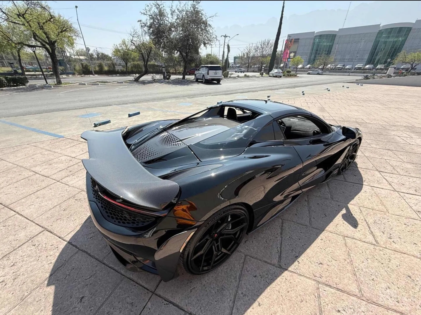 Lamborghini McLaren 720S Spider 2024. 🏎